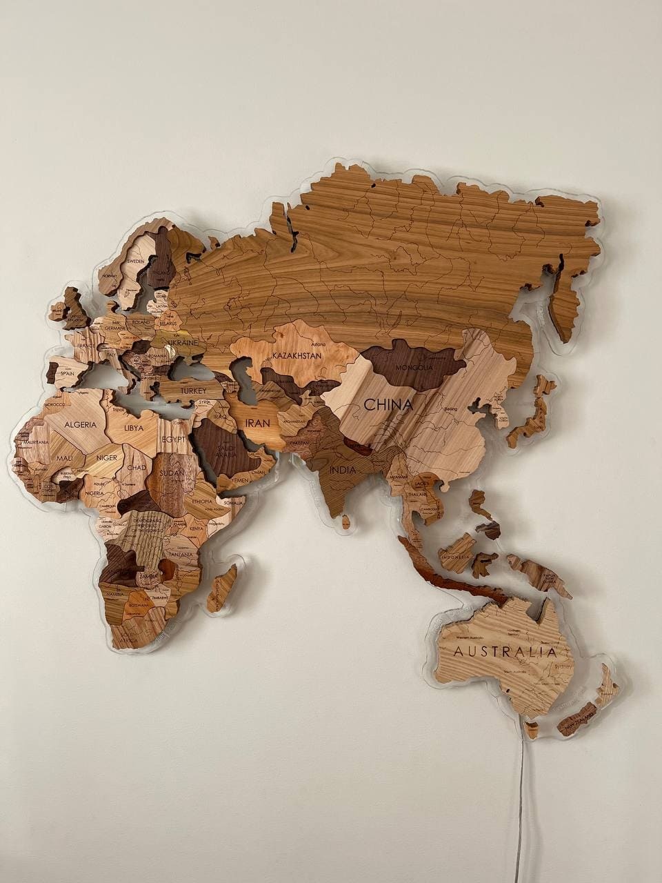 Дерев'яна Карта Світу "S" 180x105 см з масиву дерева (5 порід дерева) 16191908599263 фото